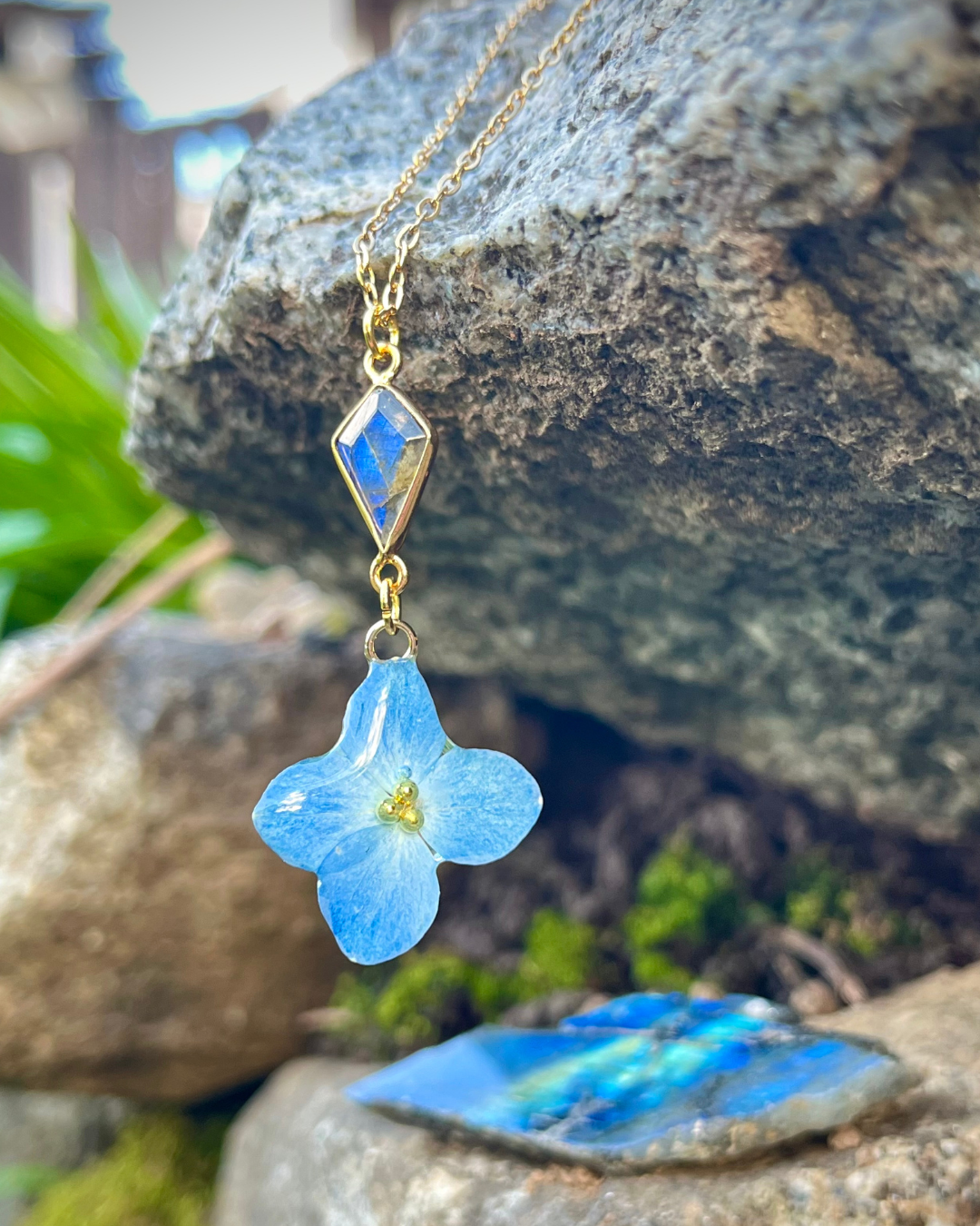 A-Hydrangea & Labradorite    Fallen Star Necklace
