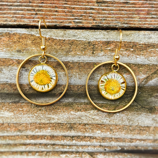 Daisy Dangle Earrings